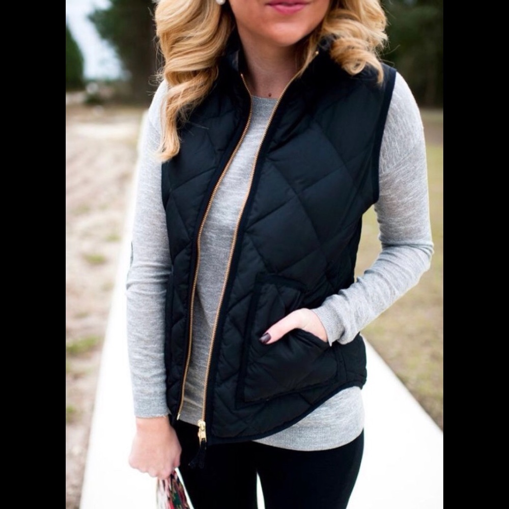Old Navy Lightweight Quilted Vest-NWOT-Size M